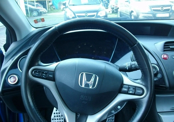 Honda Civic cena 15900 przebieg: 194000, rok produkcji 2007 z Katowice małe 46